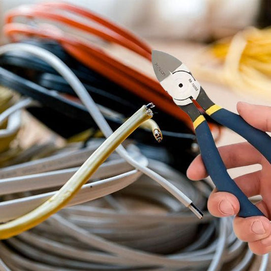 pince coupante | CUTTHREAD™ - Royaume Rénovation