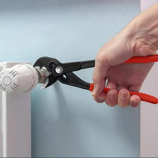 Pince multiprise | PROPLUMB™ - Royaume Rénovation